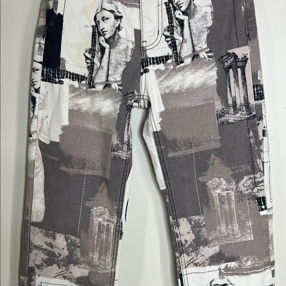 Urban Outfitters BDG High Waisted Cowboy Jeans size 25